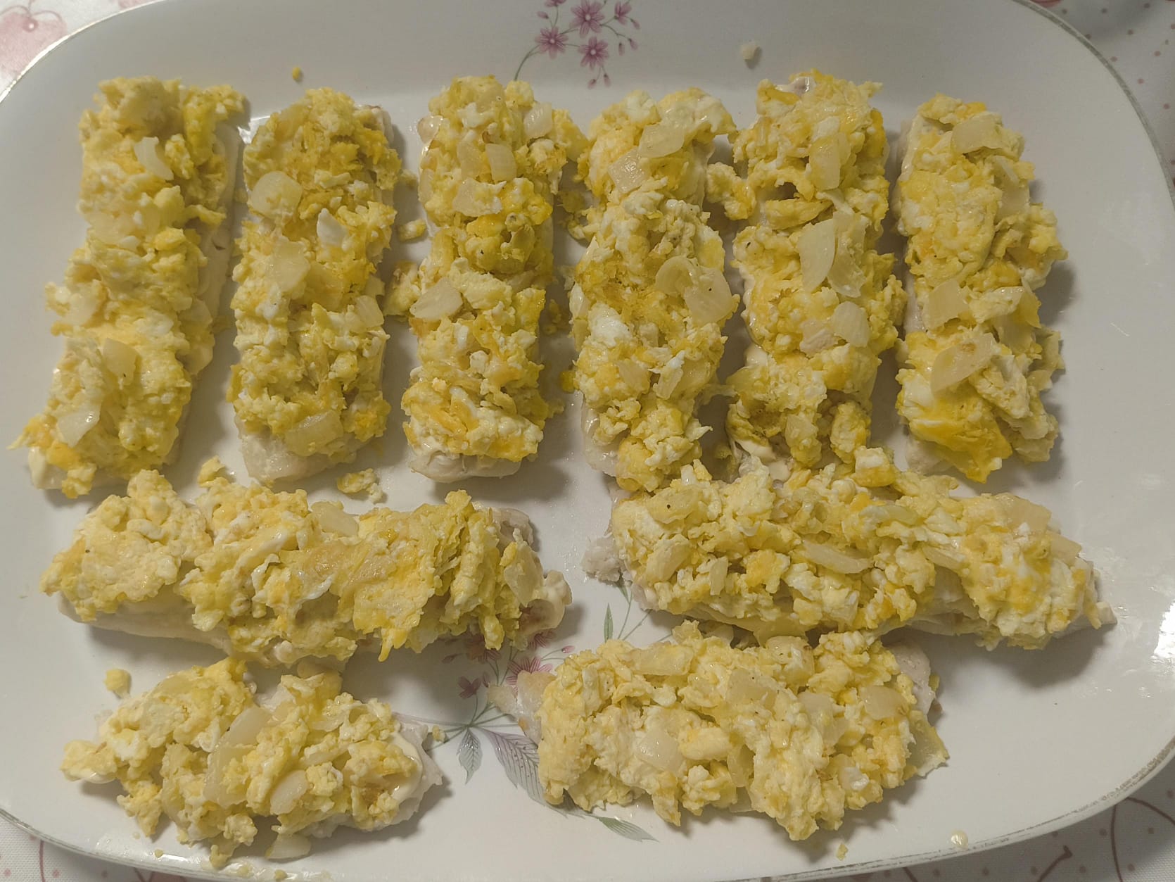 En este momento estás viendo Merluza con tortilla y mayonesa